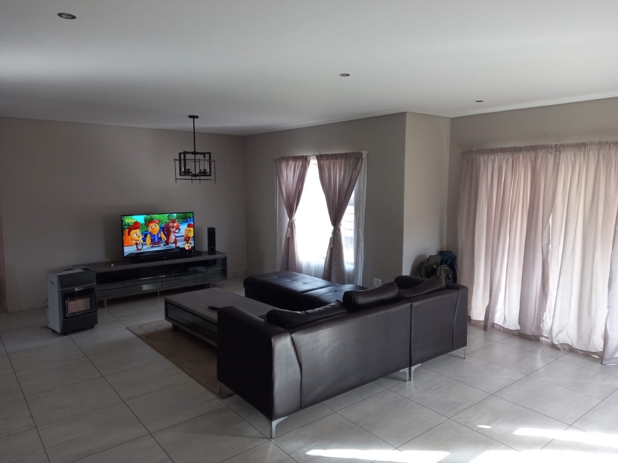 3 Bedroom Property for Sale in Hillside Free State